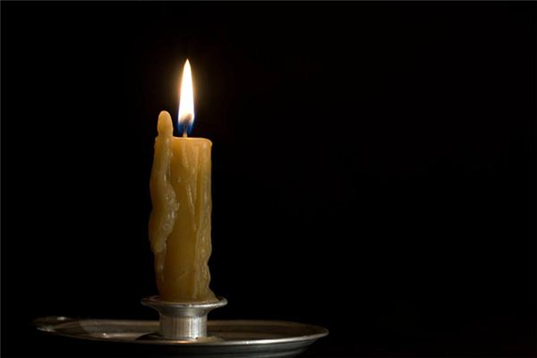 已故亲人在梦中显现的寓意