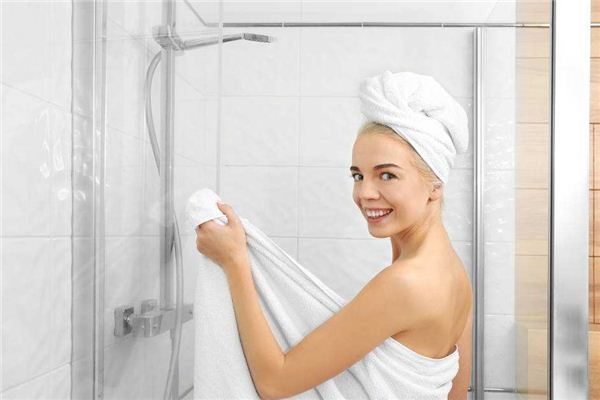 图片[1]-裸女入梦 吉凶预兆解析