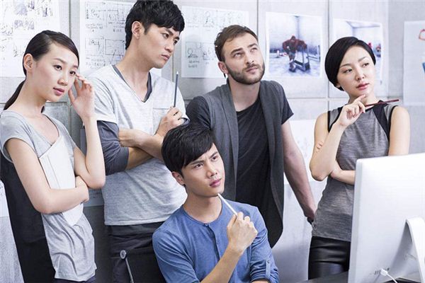 图片[1]-职场梦境解析 同事与工作伙伴的出现意味着什么