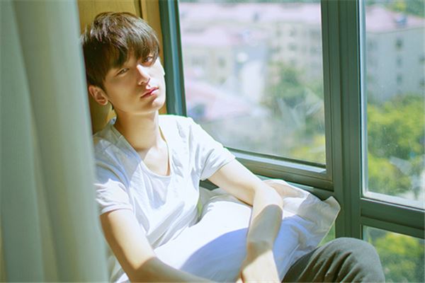 图片[1]-天蝎座男生性格特点与运势分析