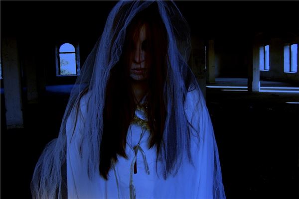 梦见被女鬼追逐预示着什么