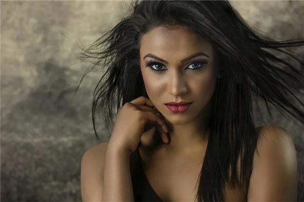 图片[1]-已婚女性梦中整理床铺的吉凶预兆