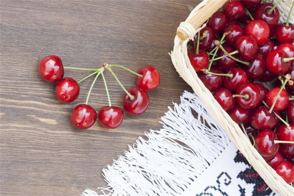 梦中品尝樱桃的寓意解析