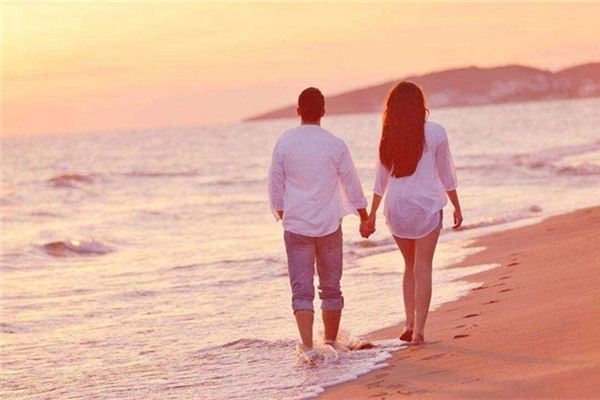 爱人入梦预示,情感梦境解析