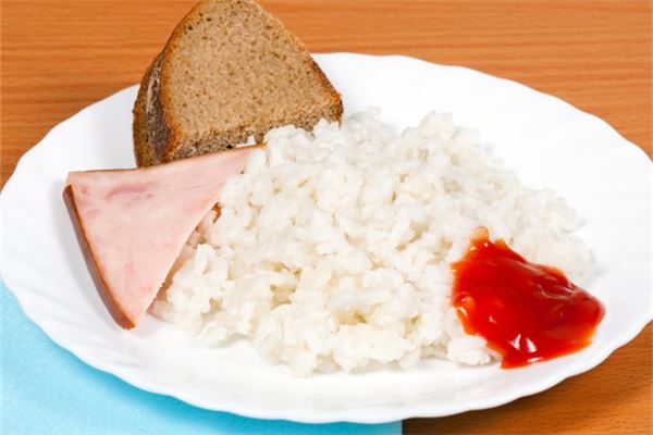 解析饭中虫入梦的象征意义