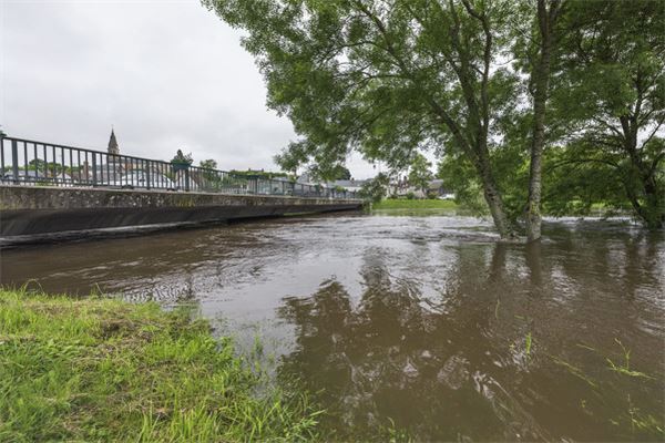 梦见洪水泛滥预示着什么