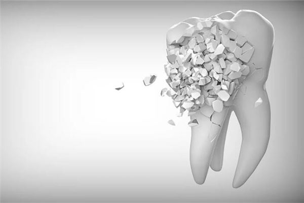 女性梦见牙齿碎裂掉渣 运势解读