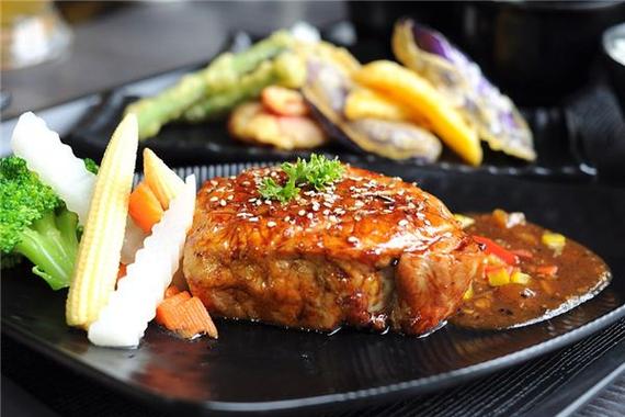 梦见卖冰箱收钱有何寓意?周公解梦解析