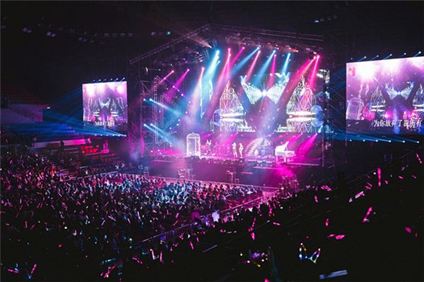 梦见舞台寓意解析 梦见舞台寓意解析